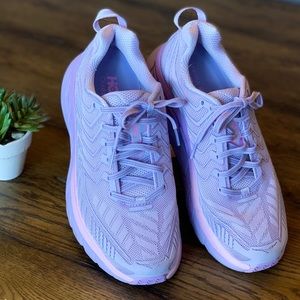 purple hoka